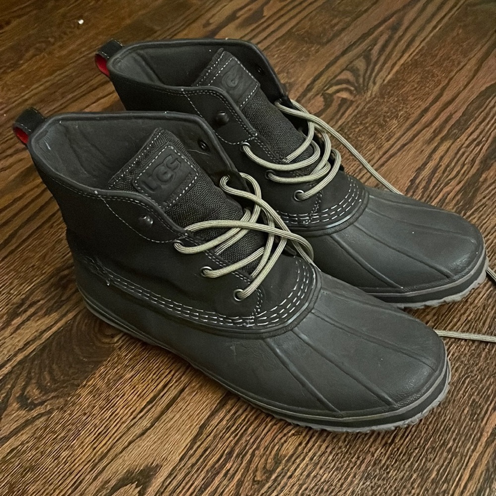 UGG Men’s Zetik Black Waterproof Boots